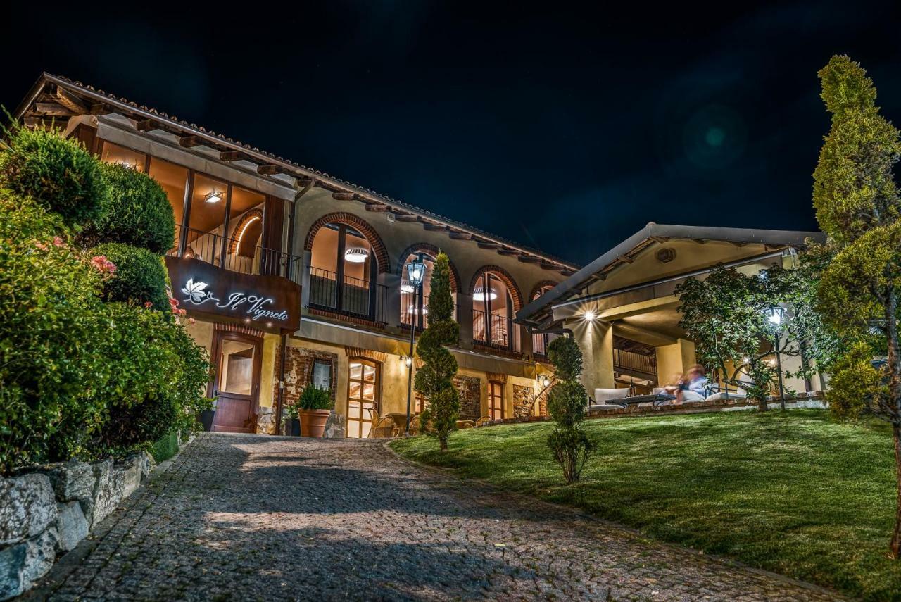 Il Vigneto Guest House Roddi Luaran gambar